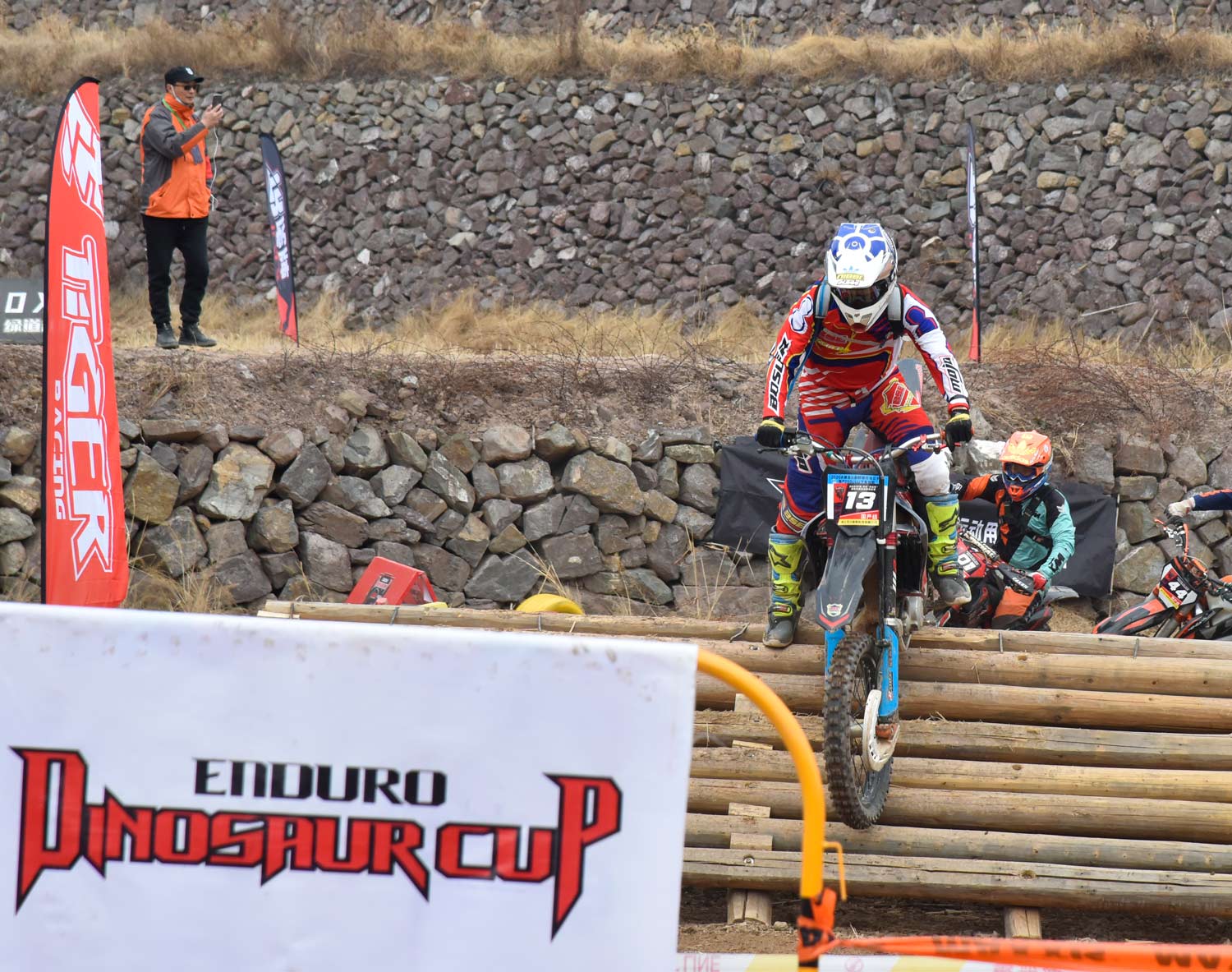 dirt-bike-enduro