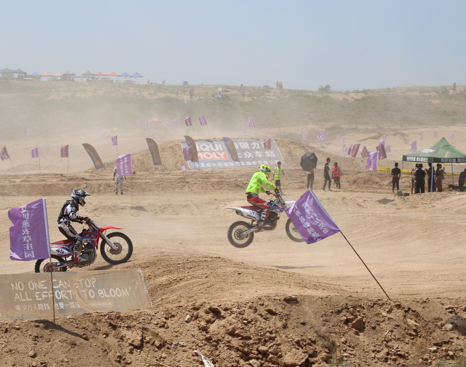 dirt-bike-racing