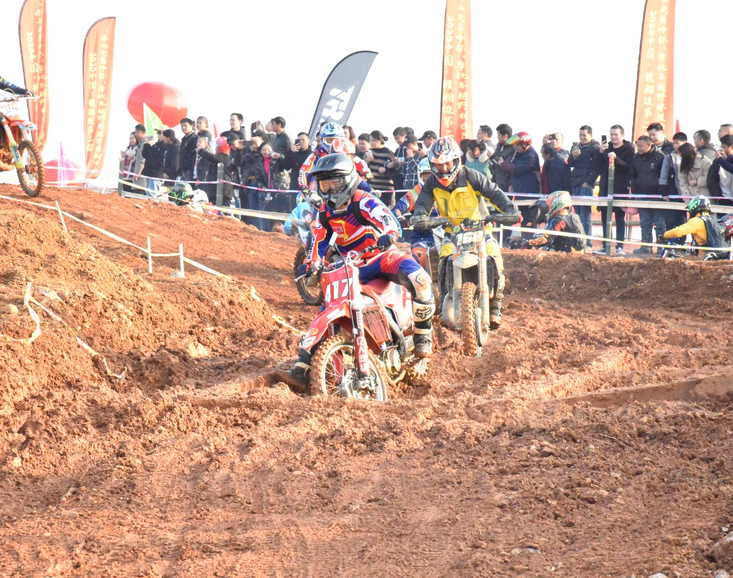 dirt-bike-racing